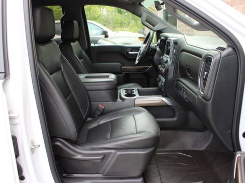 Used 2019 Chevrolet Silverado 1500 RST AWD/4WD image 44