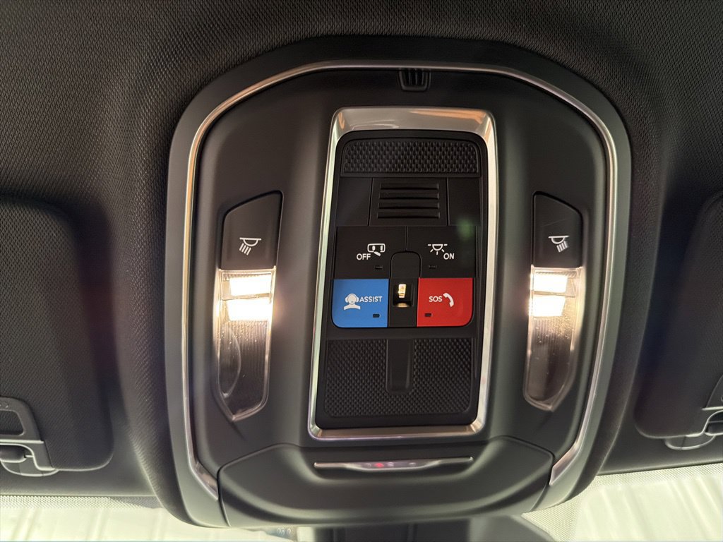 New 2026 Jeep Grand Cherokee Laredo RWD image 24