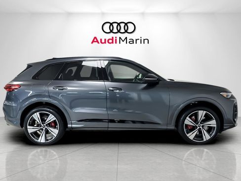 New 2025 Audi SQ5 Premium Plus image 6