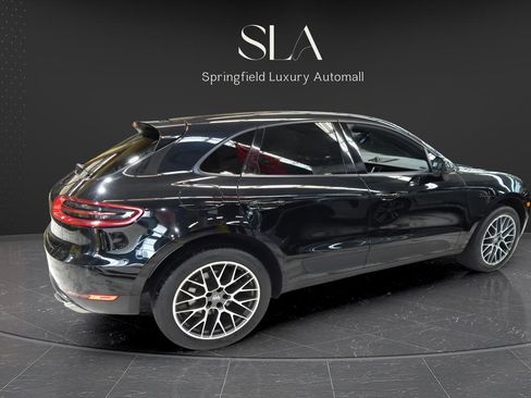 Used 2018 Porsche Macan Sport Edition image 4