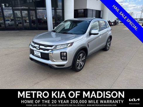 Used 2025 Mitsubishi Outlander Sport ES AWD/4WD image 2