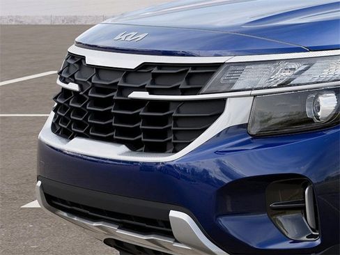 New 2026 Kia Seltos LX image 12