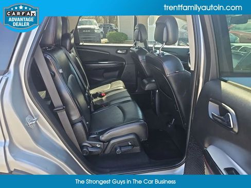 Used 2019 Dodge Journey GT image 17