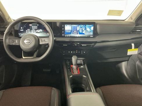 New 2026 Nissan Kicks SR w/ Cold Weather Package image 12