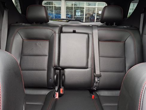 Used 2024 Chevrolet Equinox RS w/ RS Leather Package AWD/4WD image 18