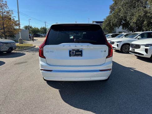 New 2026 Volvo XC90 B6 Ultra image 5