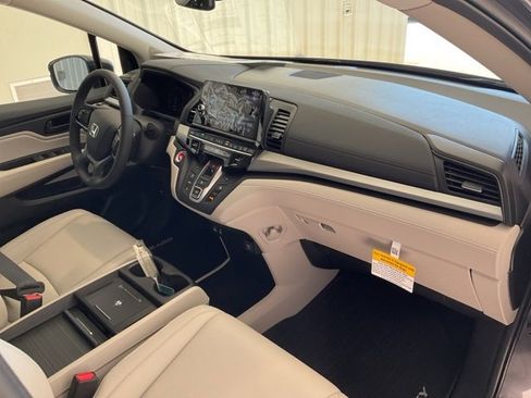 New 2026 Honda Odyssey EX-L image 25