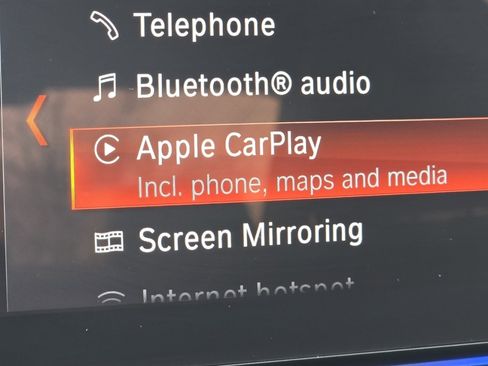 Used 2018 BMW 530i xDrive w/ Premium Package image 6