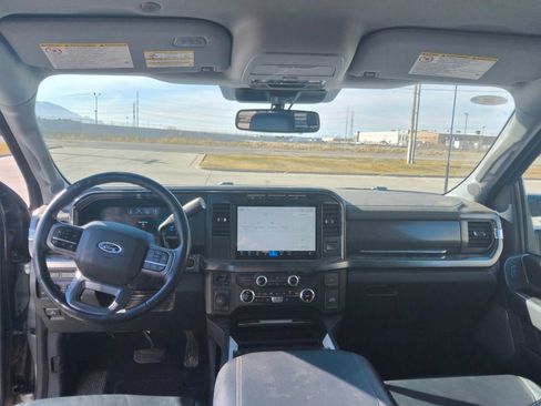 Used 2024 Ford F250 Lariat image 12