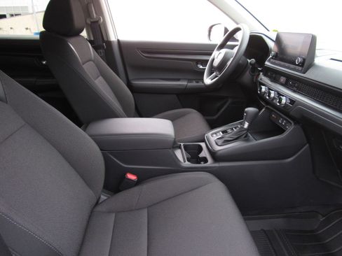 Used 2025 Honda CR-V EX image 9