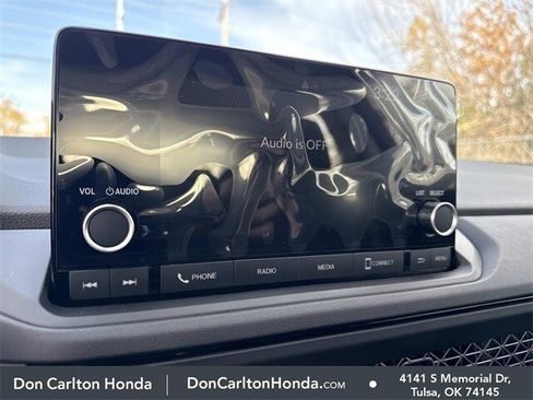 Certified 2025 Honda Accord SE image 22