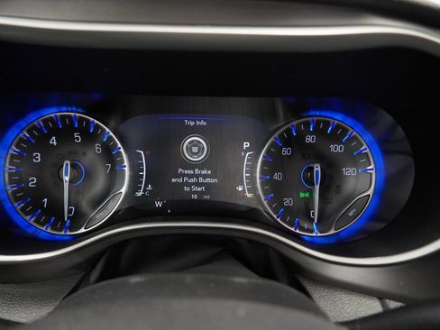 New 2026 Chrysler Pacifica Select image 21