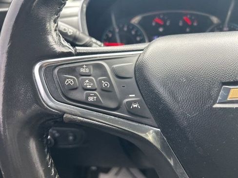 Used 2020 Chevrolet Equinox LT image 17