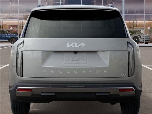 New 2027 Kia Telluride S image 13