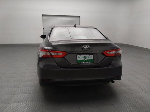 Used 2020 Toyota Camry LE image 6