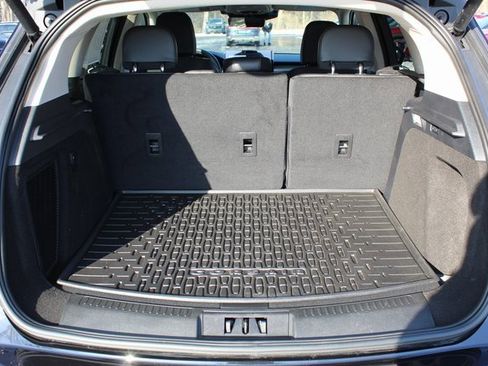 Certified 2023 Lincoln Corsair AWD w/ Equipment Group 101A image 5