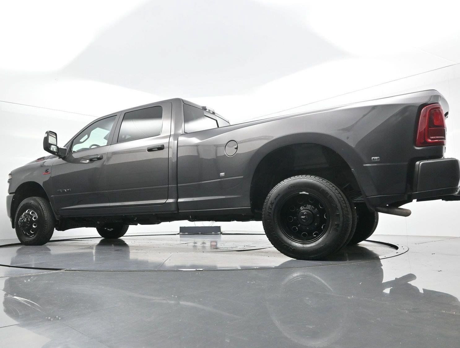 Used 2026 RAM 3500 Big Horn AWD/4WD image 45