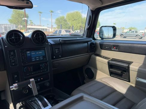 Used 2005 HUMMER H2 AWD/4WD image 32