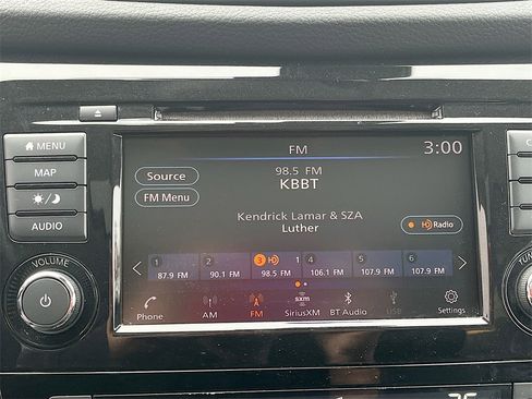 Used 2020 Nissan Rogue Sport SL w/ Premium Package image 15