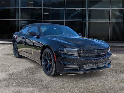 Used 2022 Dodge Charger SXT w/ Blacktop Package