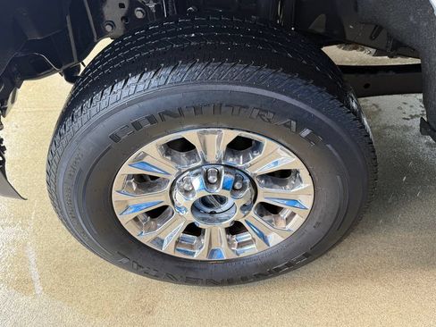 Used 2017 Ford F350 XLT AWD/4WD image 9