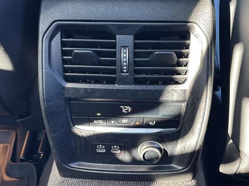 Used 2019 BMW 330i Sedan w/ Convenience Package image 43