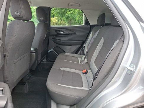 Used 2023 Chevrolet TrailBlazer LT w/ Convenience Package AWD/4WD image 11