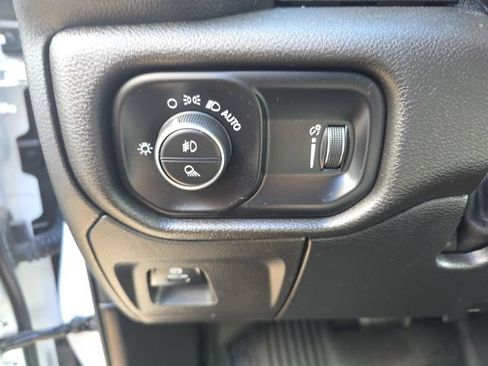Used 2022 RAM 1500 Big Horn AWD/4WD image 13