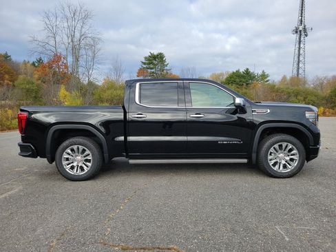 New 2026 GMC Sierra 1500 Denali w/ Technology Package image 8