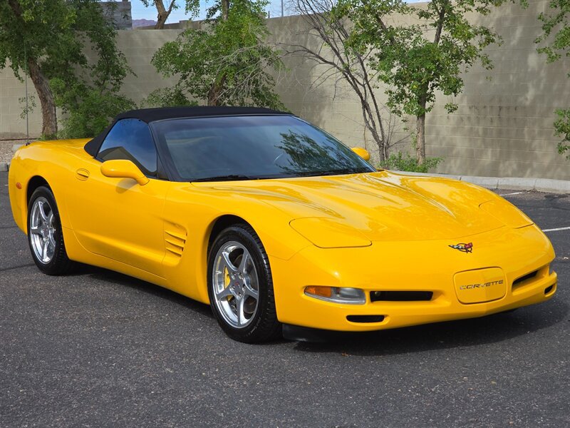 Used 2000 Chevrolet Corvette Convertible w/ Memory Pkg RWD image 4