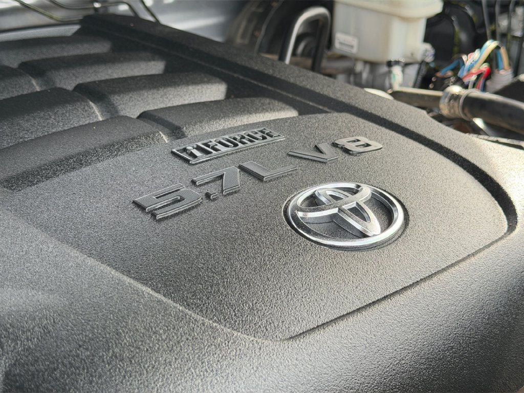 Used 2018 Toyota Tundra SR5 w/ SR5 Upgrade Package AWD/4WD image 31