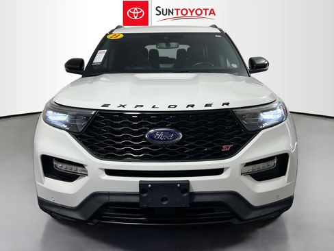 Used 2023 Ford Explorer ST w/ Equipment Group 401A image 10