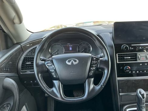 Used 2024 INFINITI QX80 Luxe image 18
