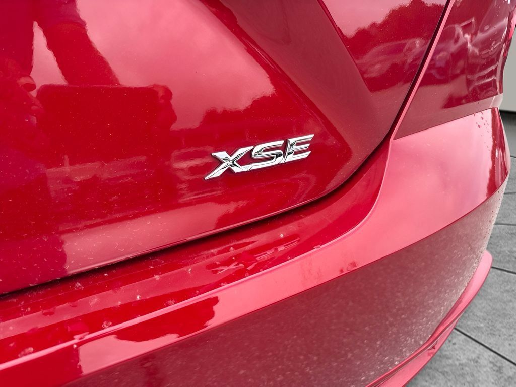 Used 2025 Toyota Camry XSE FWD image 22