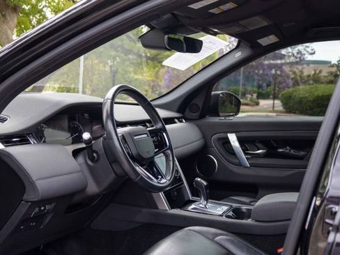 Used 2021 Land Rover Discovery Sport S image 33