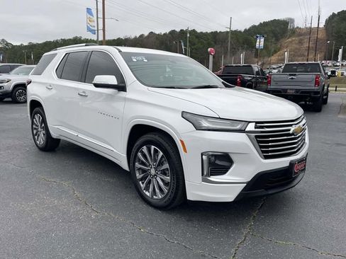 Certified 2023 Chevrolet Traverse Premier image 6