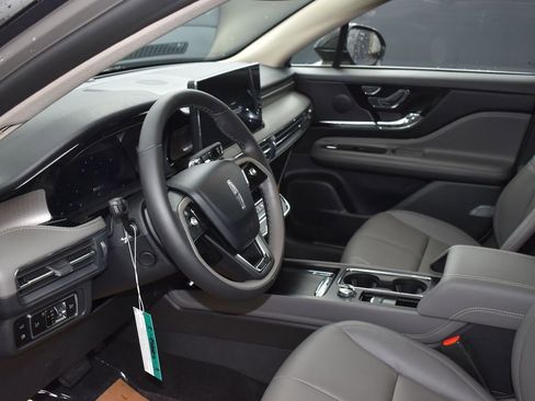 New 2025 Lincoln Corsair Grand Touring w/ Equipment Group 301A image 10