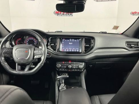 Used 2022 Dodge Durango GT image 13