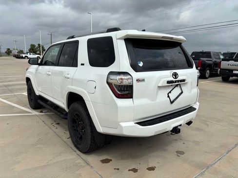 Certified 2024 Toyota 4Runner SR5 Premium AWD/4WD image 4