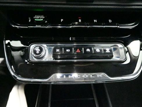 Certified 2024 Lincoln Corsair AWD image 13
