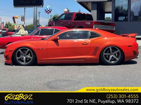 Used 2012 Chevrolet Camaro SS w/ RS Package RWD image 7