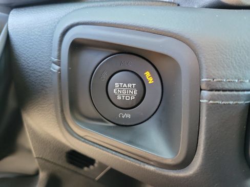 New 2026 Jeep Wrangler Unlimited Rubicon AWD/4WD image 12