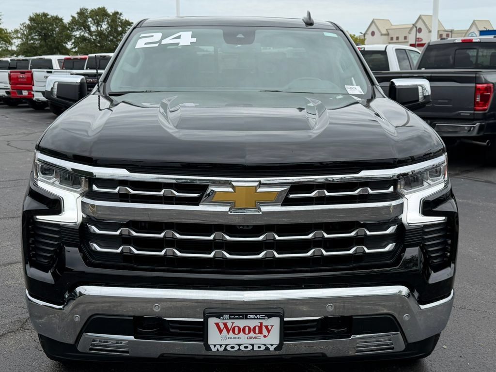 Certified 2024 Chevrolet Silverado 1500 LTZ AWD/4WD image 20