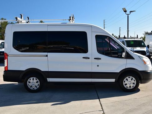 Used 2015 Ford Transit 150 XLT image 8