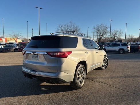 Used 2019 Chevrolet Traverse Premier w/ LPO, Floor Liner Package image 5