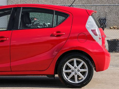 Used 2012 Toyota Prius C Four FWD image 17