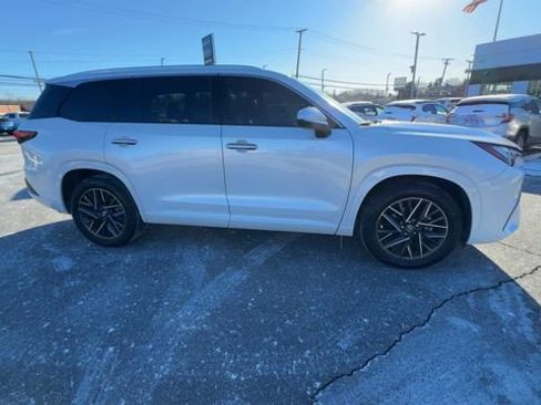 Used 2024 Lexus TX 350 AWD w/ Technology Package image 9