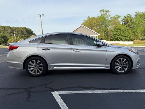 Used 2016 Hyundai Sonata Sport FWD image 9