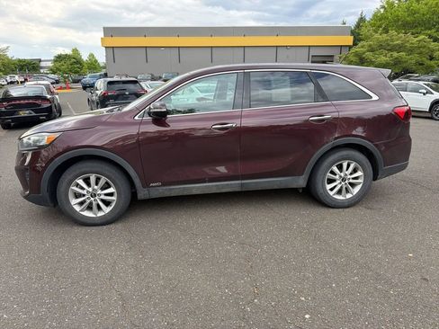 Used 2019 Kia Sorento LX AWD/4WD image 4