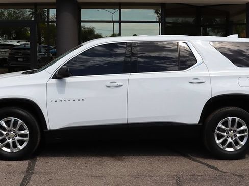 Used 2021 Chevrolet Traverse LS w/ LPO, Cargo Package FWD image 8